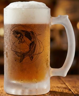 Půllitr skleněný 500 ml. s motivem Dravá Ryba, černý potisk, matné sklo