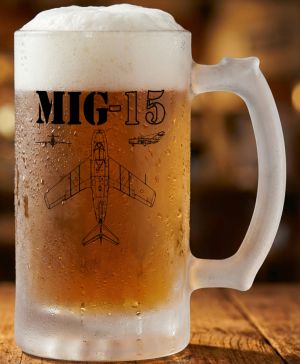 Půllitr skleněný 500 ml. s motivem MIG 15, matné sklo