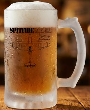 Půllitr skleněný 500 ml. s motivem Spitfire MK IX, matné sklo