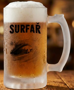 Půllitr skleněný 500 ml. s motivem Surfař, matné sklo
